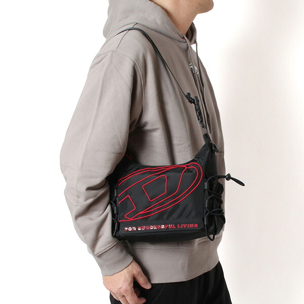 25AWモデル ディーゼル DIESEL メンズ ワンショルダー ハンドバッグ TECH-D-HOBO-S-X【ブラック】 X10460 P3914 T8013/【2025-26AW】m-bag