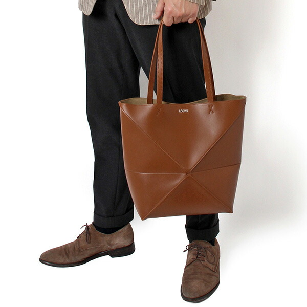 26SSモデルロエベ LOEWE メンズ PUZZLE TOTE MEDIUM 謎あわせ フォルド トートバッグ 並み並み【4927 SQUIRREL】A657G50X01 4927/【2026SS】m-bag