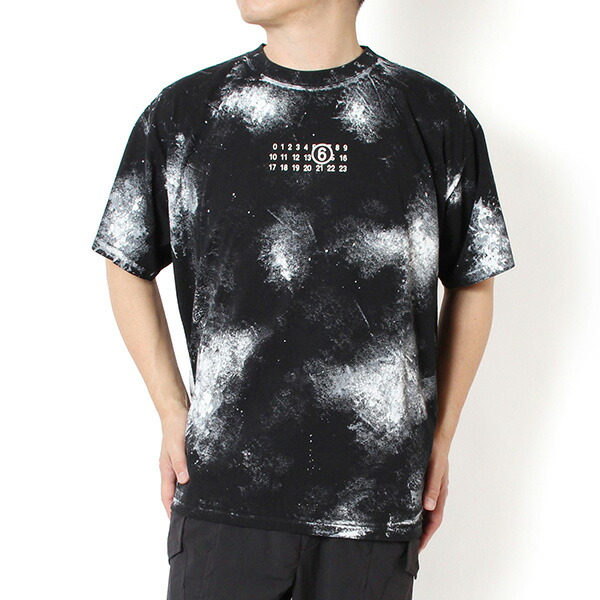 26SSモデル エムエムシックス MM6 Maison Margiela ホワイトペイント Tシャツ【ブラック ホワイト】 SH2GC0039 M20048 900/【2026SS】m-tops