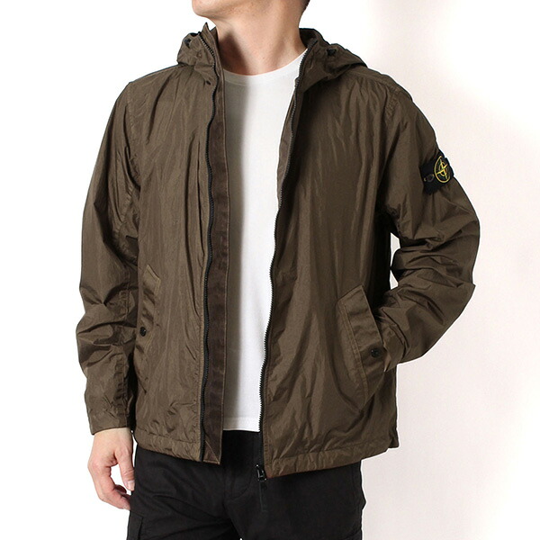 26SSモデル ストーンアイランド STONE ISLAND バッジワッペン付き 防風+はっ水 ナイロンジャケット【V007C UMBER】 L1S154100001 S0A23 V007C/【2026SS】m-outer