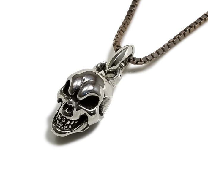 【drive シルバーアクセサリー】 ドライヴ dp-011 スカルドライヴペンダント メンズ silver925 シルバー925 シルバーアクセドクロ骸骨｜DREDLINE店