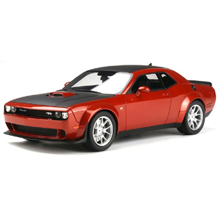 【沖縄・離島送りとどける不可】GT SPIRIT 1/18 ダッジ チャレンジャー R/T スキャット容器に並べる 広々とした上半身 50th 記念日 桂皮 京商 GTS060US