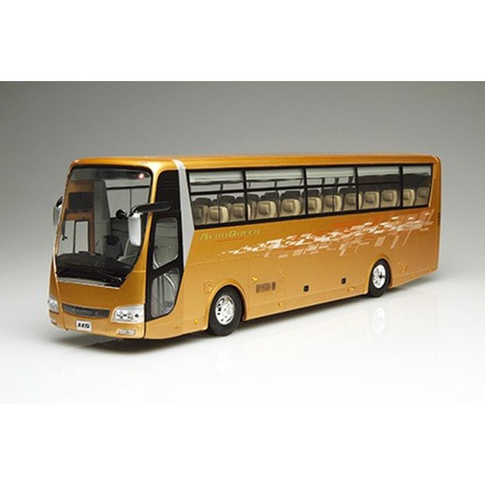 BUS-4 EX-1 1/32 三菱ふそうエアロクイーン スーパーハイデッカー(バスガイド&バス運転手フィギュア付き) フジミ模型 4968728012049