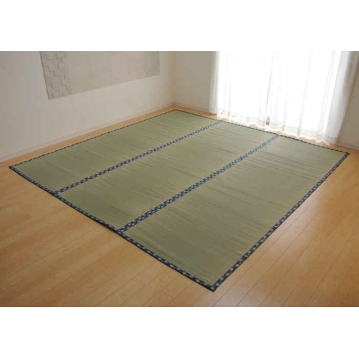 【沖縄・離島配送不可】【代引不可】い草 上敷きカーペット ござ 三六間8畳 約364×364cm 九州産い草使用 畳の日焼けや汚れ防止に 調湿 消臭 抗菌防臭 両面 コンパクト収納 双目織 ほほえみ 純国産 日本製 IKEHIKO 1104248|スマホカバー専門店 ドレスマ