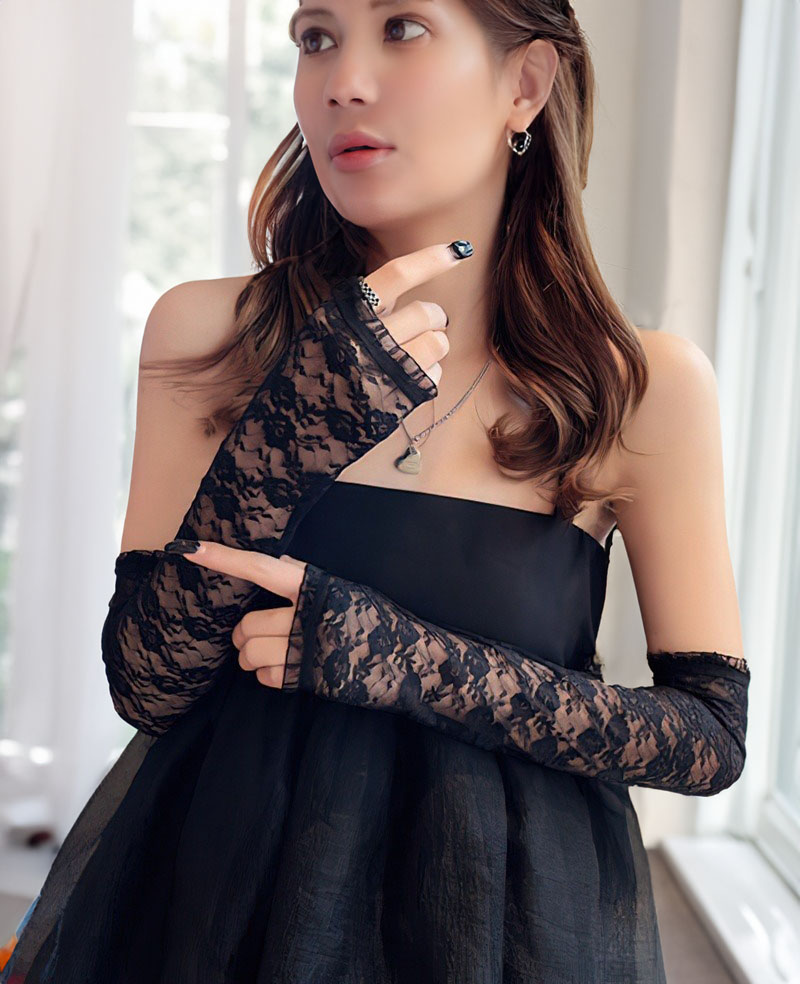 メ*ル様 ✨グッチ✨フィンガーレス✨ロンググローブ✨アームカバー メ*ル様 ✨グッチ✨フィンガーレス✨ロンググローブ✨アームカバー