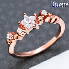 【母の日早割 最大350円オフCP配布中】【Lucir】ピンクカラーで可愛らしさUP！星をちりばめたロマンティックなリング stellaシリーズdreaming starリング(ピンクゴールド) LC-117-2PGラッキーモチーフ ジュエリー プレゼント 結婚祝い 出産祝い モバナナ