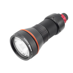 INON 高色温度水中LEDライト　LF650h-N LF650h-N LF650HN｜ソフマップ店