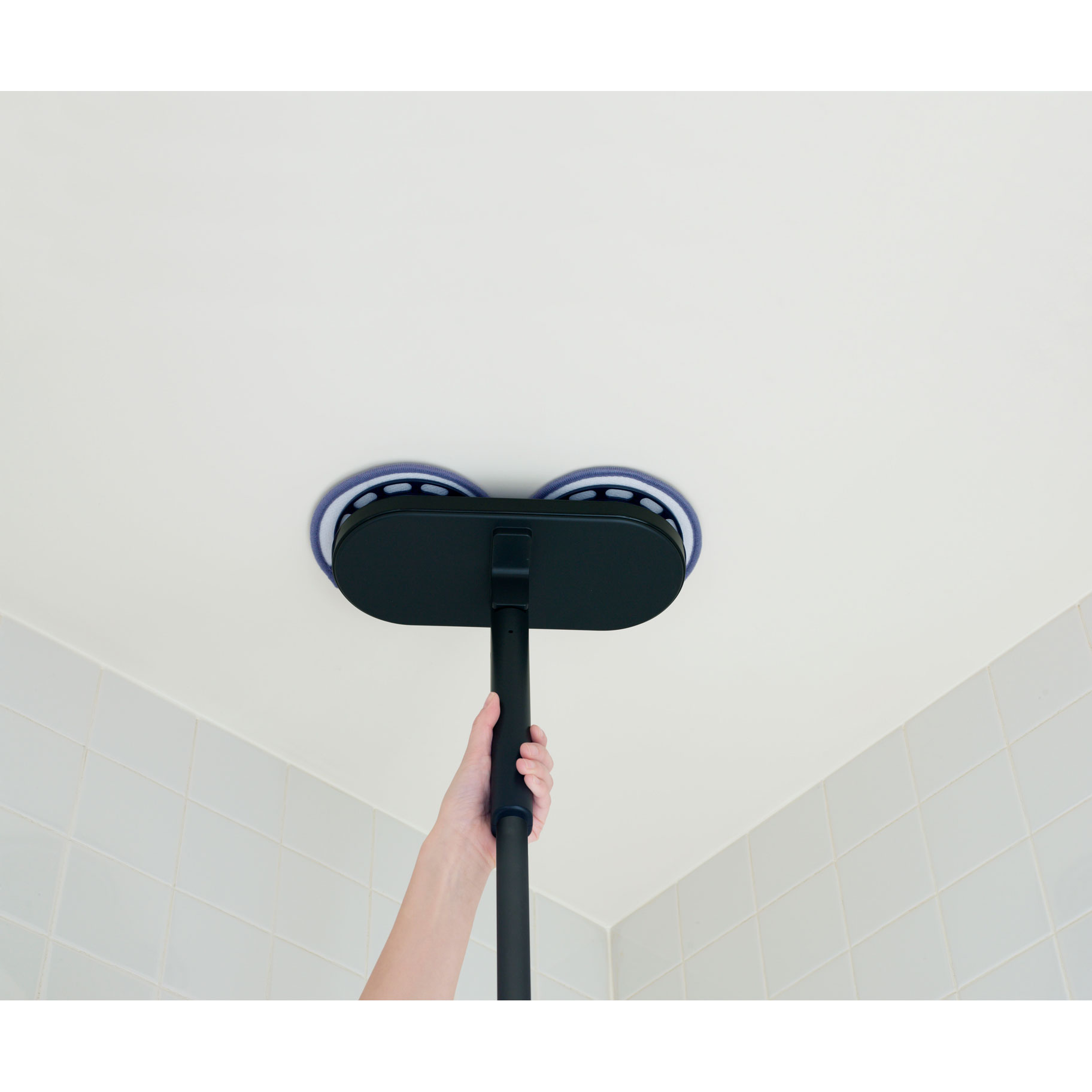 Ccp コードレス回転モップクリーナーneo ビックカメラグループオリジナルモデル ブラック Zj Ma21bk Bk Zjma21bk Csecully Fr