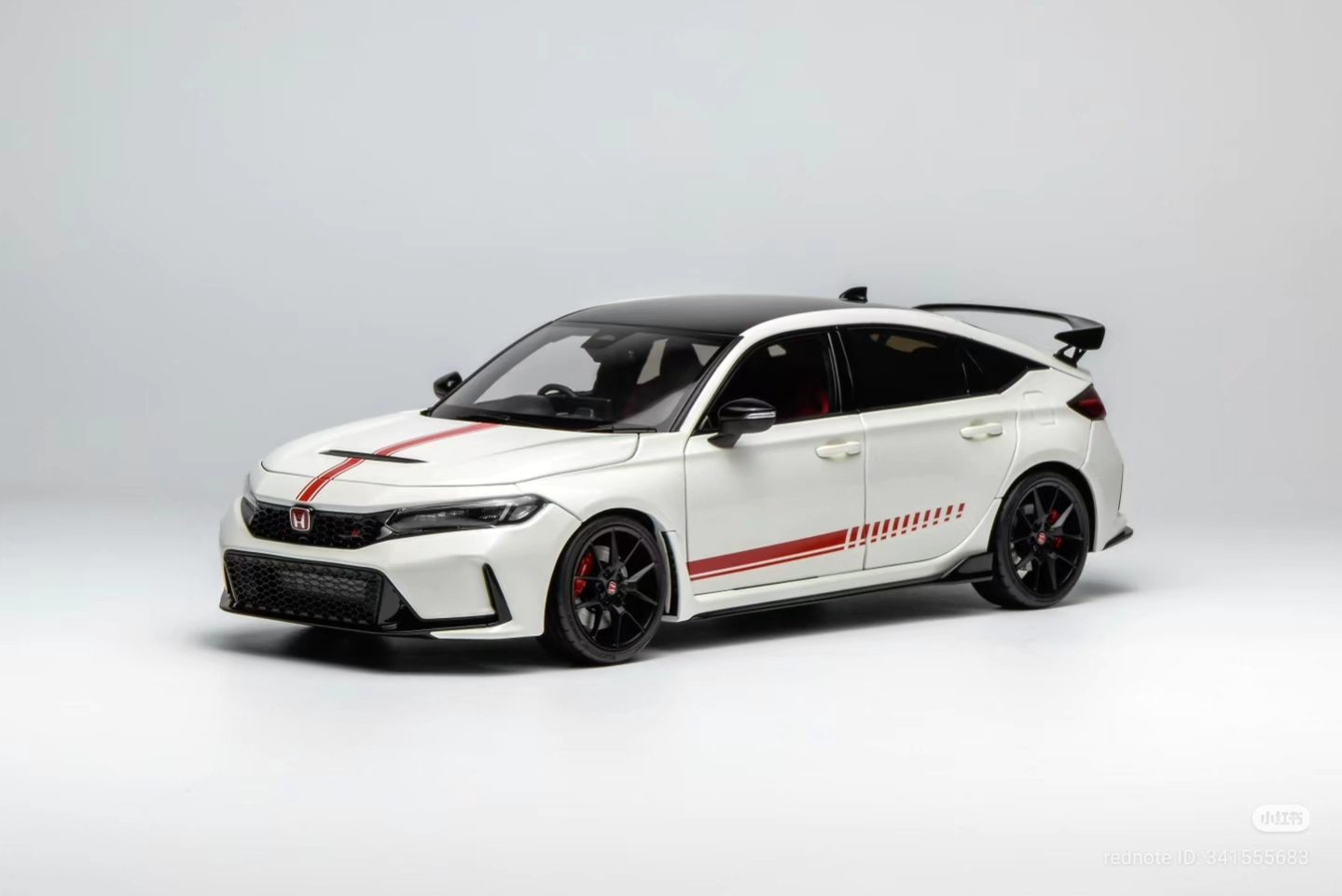 MotorHelix モーターヘリックス 1/18 ミニカー ダイキャストモデル 2023年モデル ホンダ シビック Honda Civic Type-R FL5 2023 Ultimate Edition｜ディー・ティー・ダブリュー