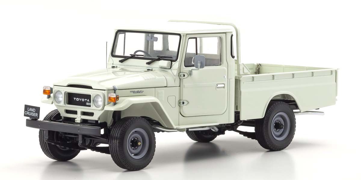 SAMURAI 1/18 TOYOTA ランドクルーザーAX G セレクション Amazon | samurai 1/18 トヨタ ランドクルーザー AX G