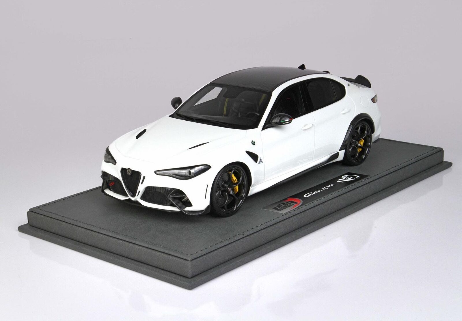 楽天市場】BBR 1/18 アルファロメオ ジュリア GTA ビアンコ