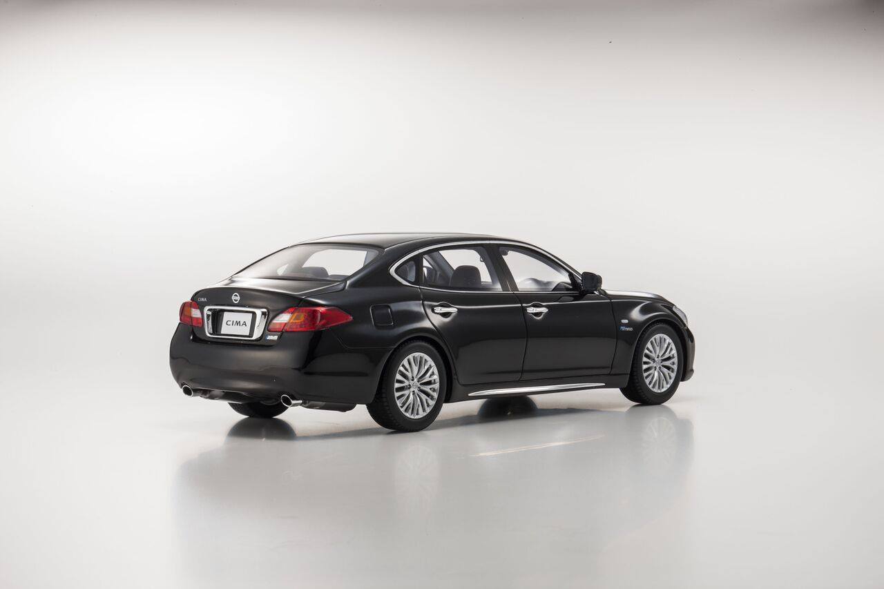 楽天市場 Kyosho 1 18 15年モデル 日産 シーマ ハイブリッド15 Nissan Cima Hybrid 1 18 Silver By Kyosho 京商 ディー ティー ダブリュー