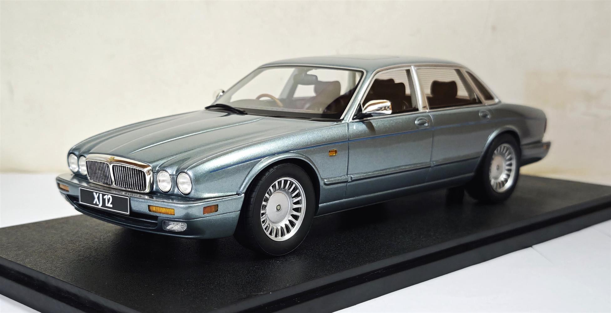 Cult Scale Models カルトモデル 1/18 ミニカー レジン プロポーションモデル 1995年モデル ジャガー JAGUAR - XJ6 SOVEREIGN (X300) 1995 Ice Blue metallic ブルーメタリック|ディー・ティー・ダブリュー
