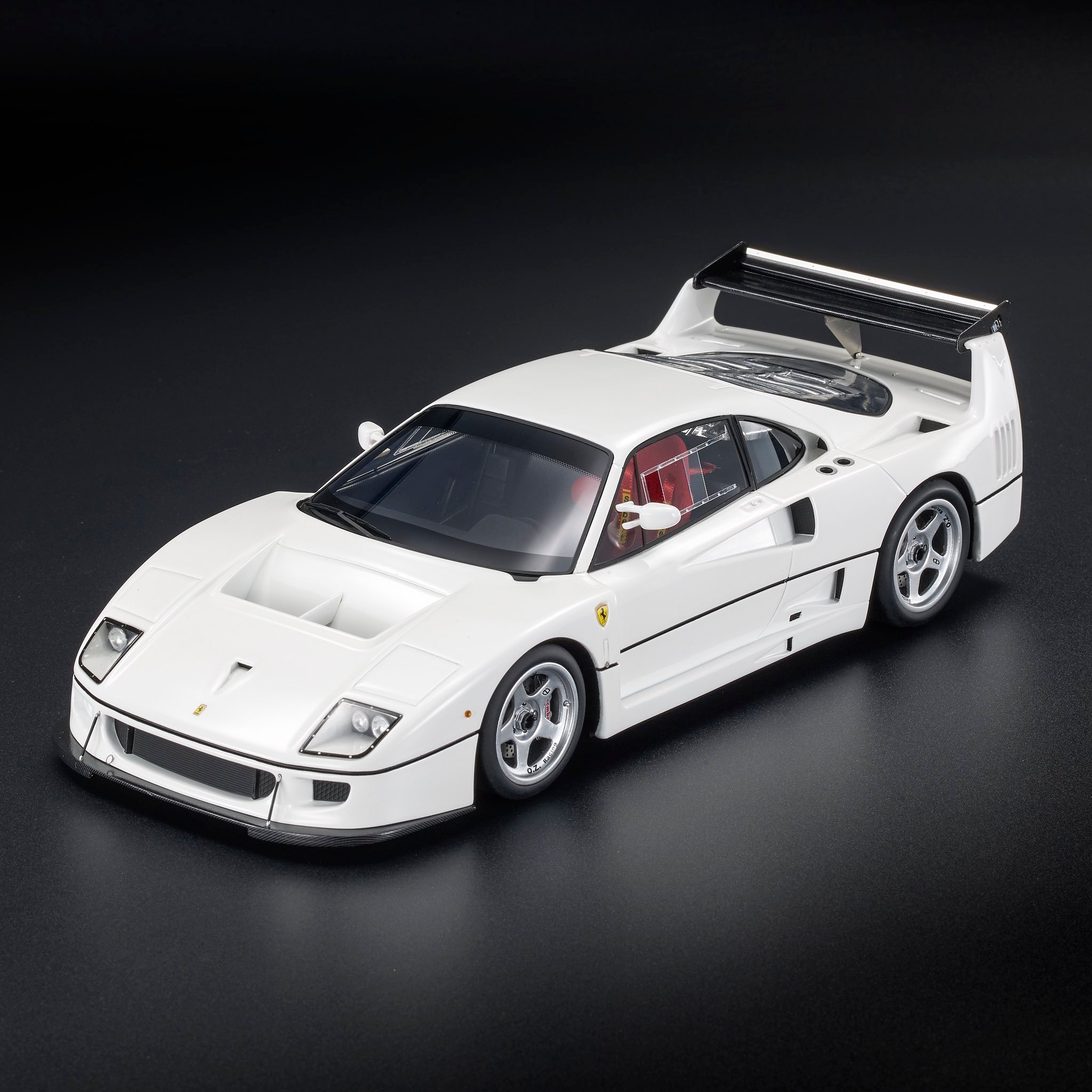Topmarques トップマルケス 1/18 ミニカー レジン プロポーションモデル 1989年 フェラーリ FERRARI - F40 LM PRESS VERSION 1989 ホワイト｜ディー・ティー・ダブリュー