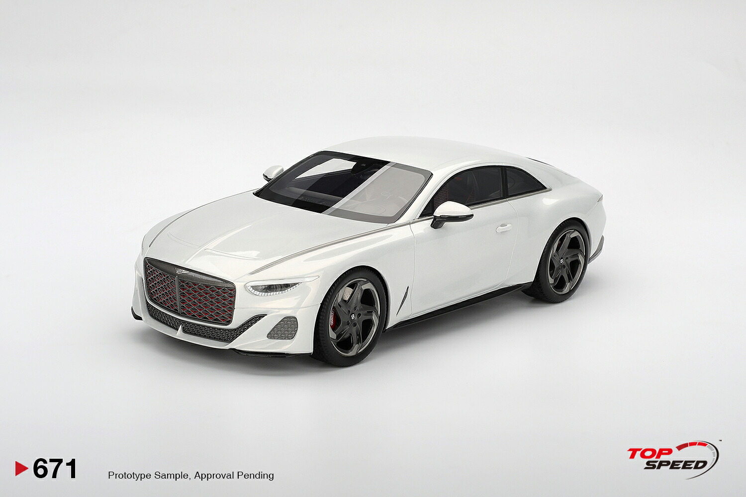 Top Speed 1/18 ミニカー レジン プロポーションモデル 2022年モデル ベントレー バトゥール BENTLEY - BATUR 2022 - WHITE PEARL ホワイト・パール|ディー・ティー・ダブリュー