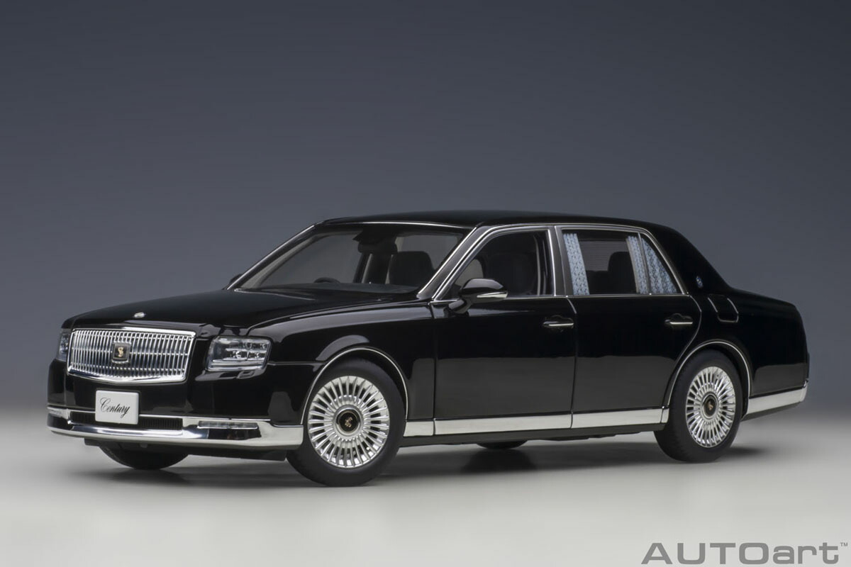 LCD トヨタセンチュリー　1/18ミニカー Amazon | LCD MODELS 1/18 トヨタ CENTURY シルバー 完成品