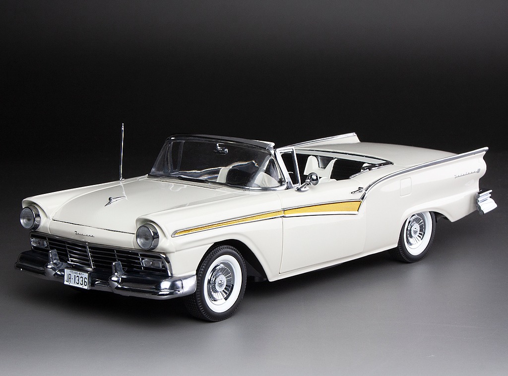 サンスター　ベッドフォード　ミニカー 楽天市場】Sun Star サンスター 1/18 ミニカー ダイキャスト