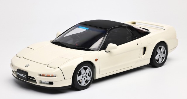 ホンダ　N-ONE エヌワン　1/18 モデルカー N－ONE（ホンダ）スタンダード・L特別仕様車ホワイト