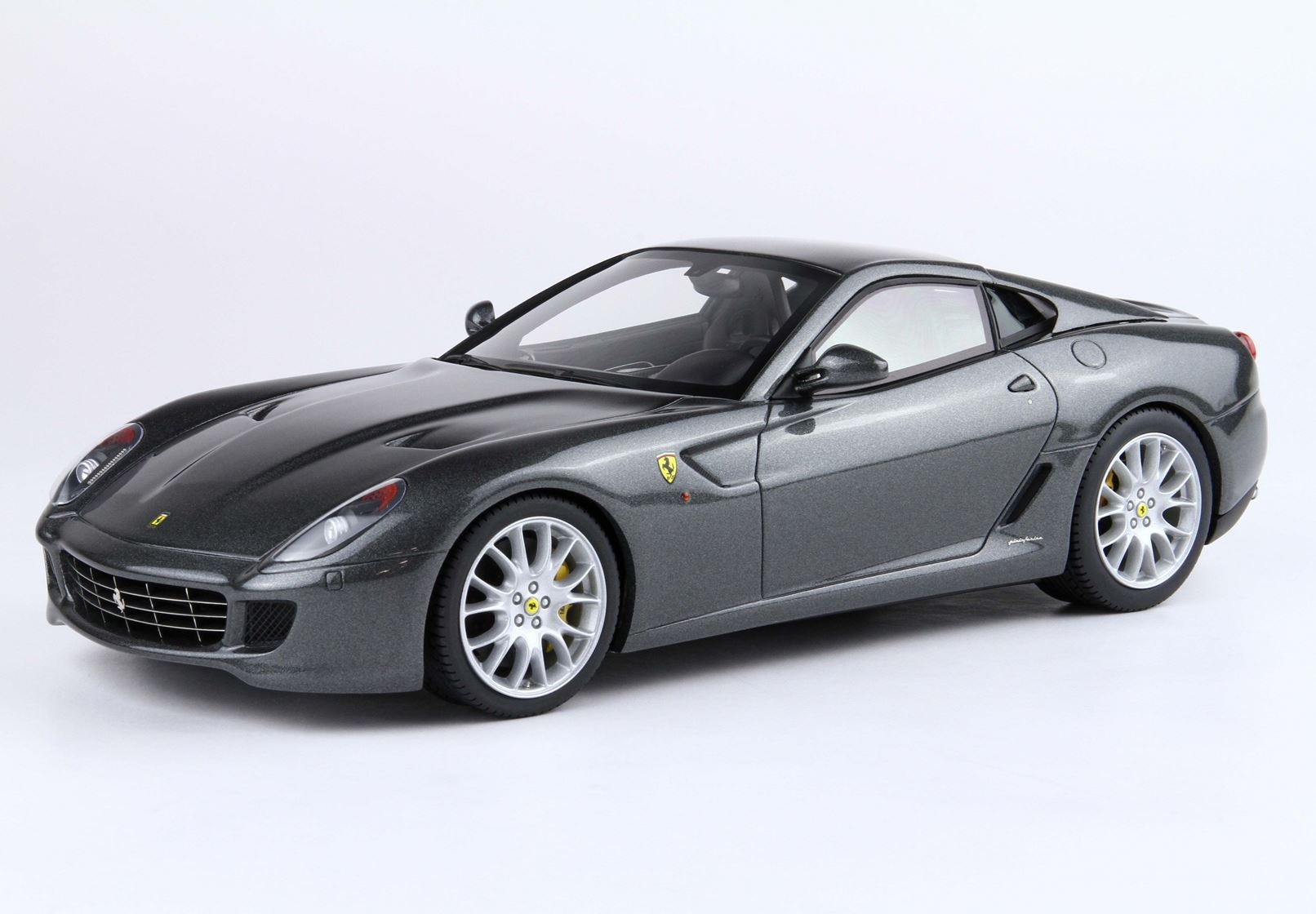 BBR 1/18 ミニカー レジン プロポーションモデル 2006年モデル フェラーリ FERRARI 599 GTB FIORANO 2006 Manual Gear - made in Italy Silverstone Grey グレーメタリック