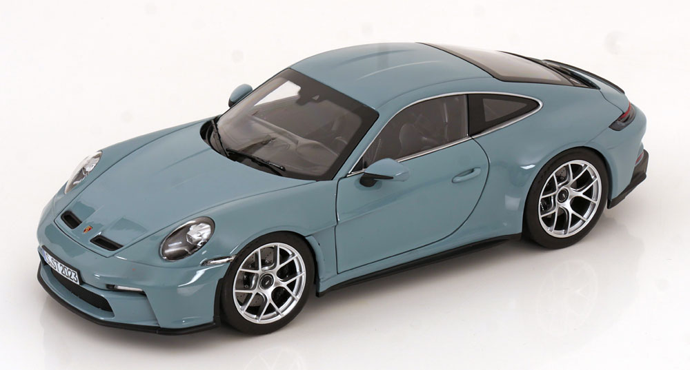 楽天市場】Minichamps ミニチャンプス 1/18 ミニカー ダイ