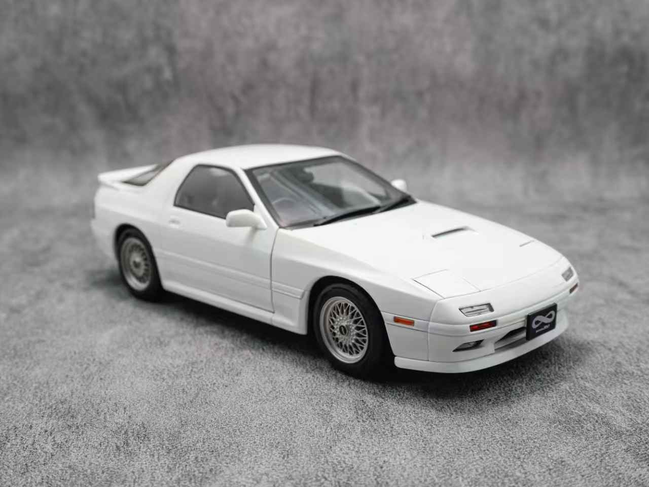 楽天市場】ソリド 1/18 マツダ RX-7 タイプ RS FD3S 1994 レッド 開閉