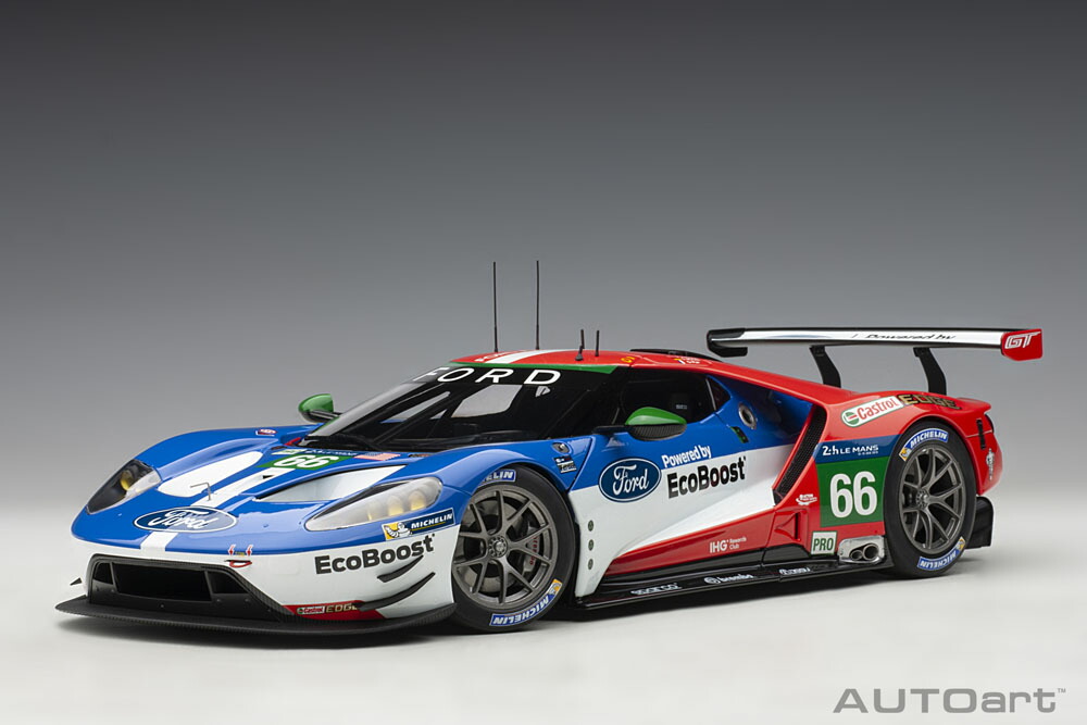 AUTOart 1/18 日産 GT-R LM NISMO 2015 #23 (ル・マン24時間レース) 完成品 Amazon | AUTOart 1/18 日産 GT-R LM NISMO 2015 #23 (ル・マン