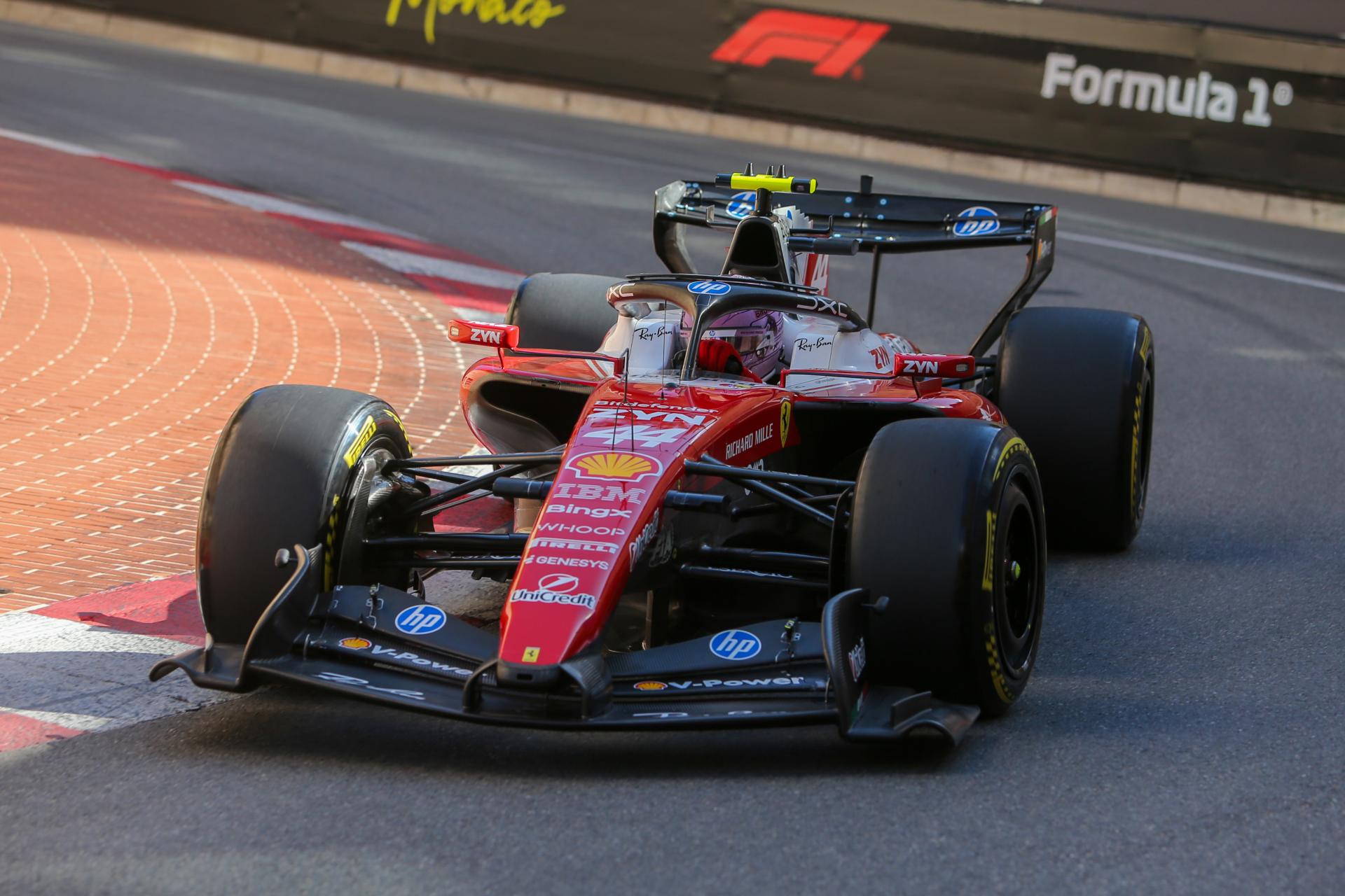 ディー・ティー・ダブリューの差し上げ物