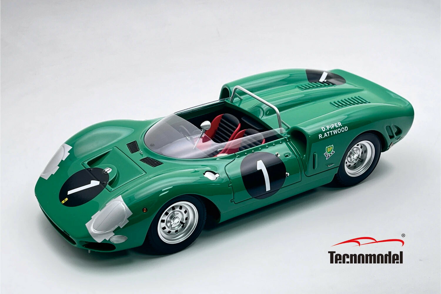 Tecnomodel テクノモデル 1/18 ミニカー レジン プロポーションモデル 1965年Kyalami 9時間 優勝モデル フェラーリ FERRARI - 365 P2 4.4L V12 SPIDER No.1 WINNER 9h KYALAMI 1965 DAVID PIPER - RICHARD ATTWOOD｜ディー・ティー・ダブリュー