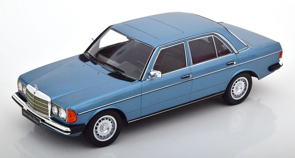 1/18 メルセデス S123 Tモデル 1978ダークブルー KKscale製 1/18 メルセデス S123 Tモデル 1978ダークブルー KKscale製