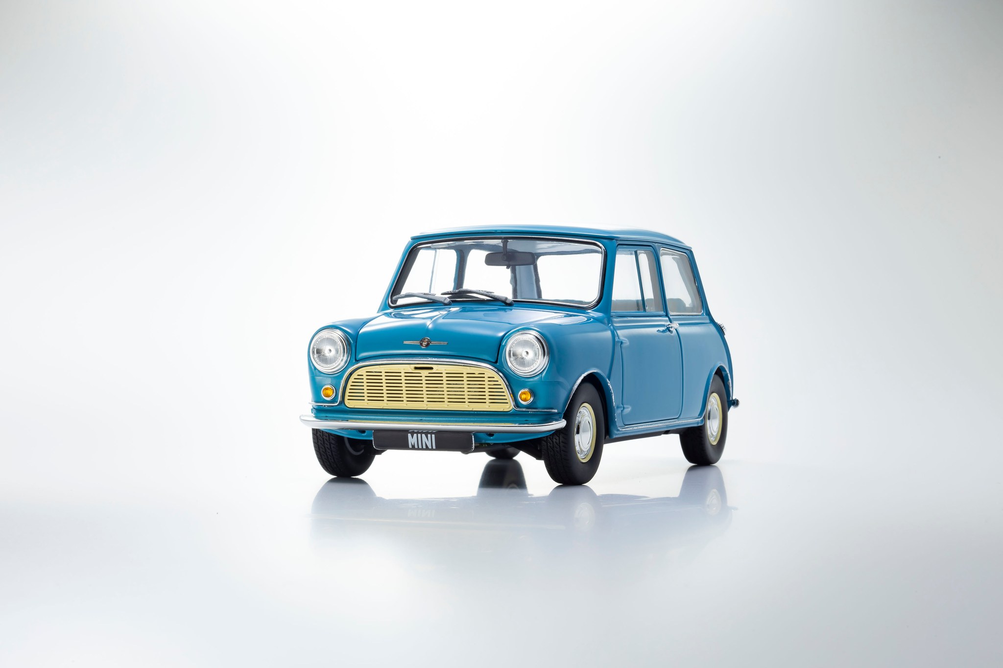 京商　1/18 モーリス　ミニ　KYOSHO Morris Mini - 1:18 - Display Car Models - KYOSHO RC