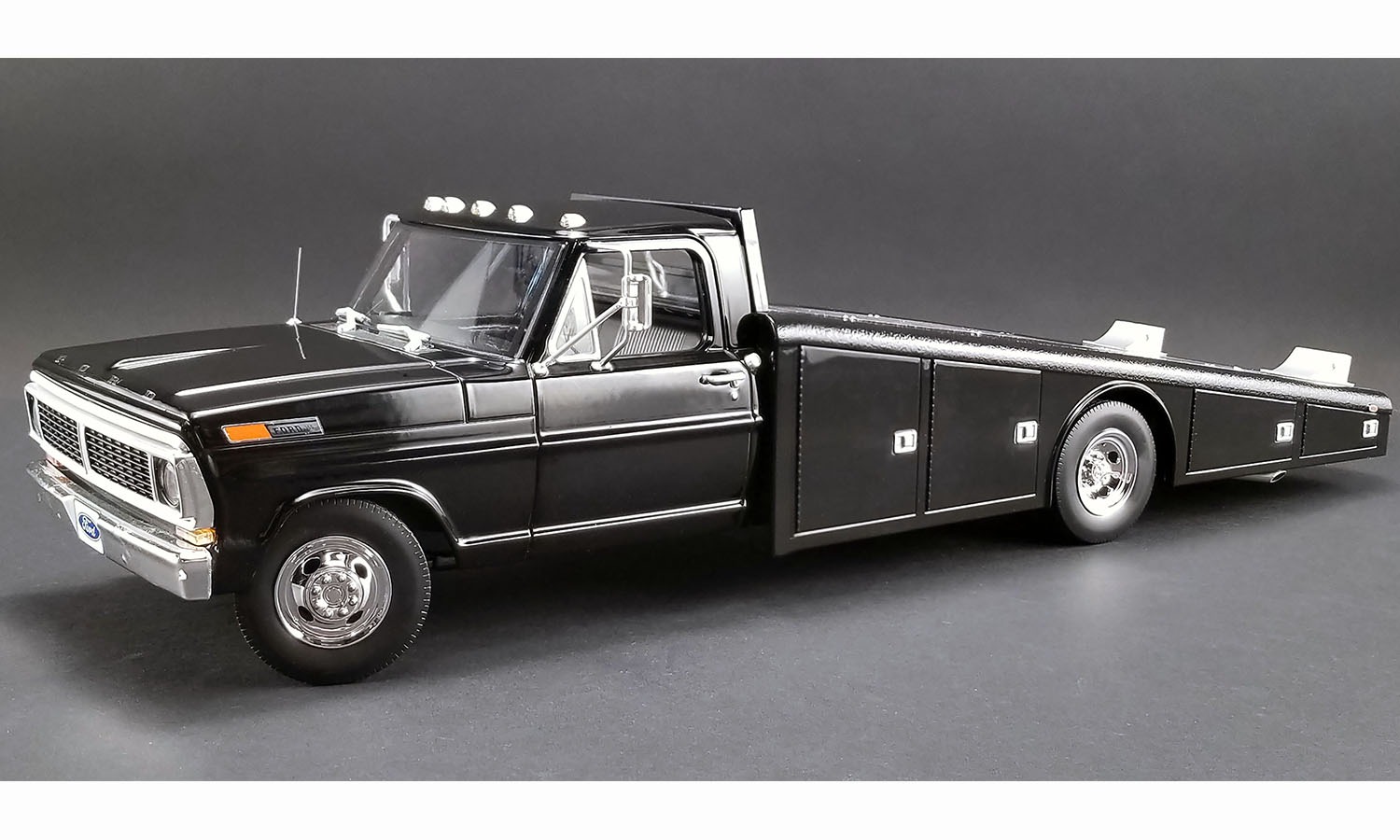 Acme 1 18スケール ダイキャストモデル 1970年モデル フォード F 350 車載トラック ブラックカラー1970 Ford F 350 Ramp Truck 1 18 By Acme New Centralelectricals Com