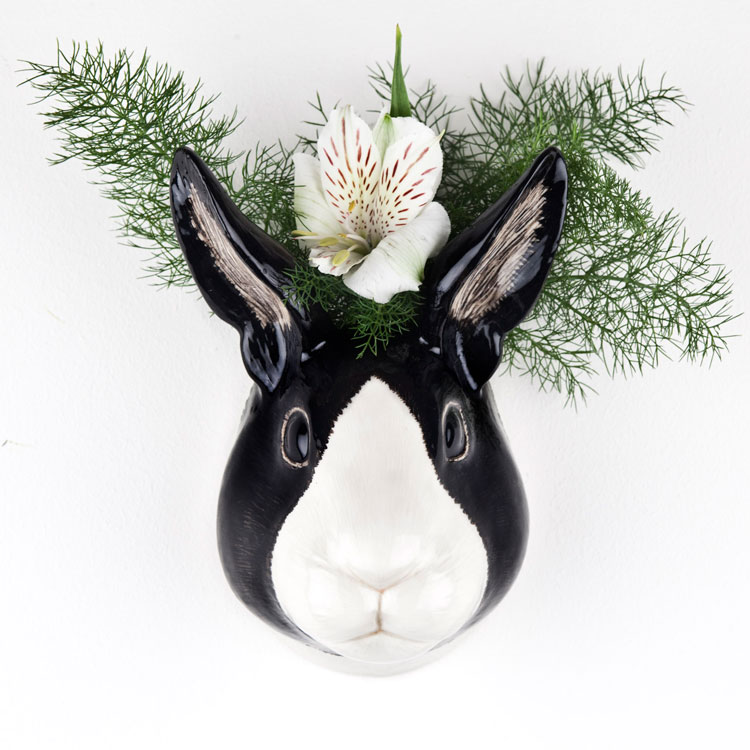 楽天市場 Dutch Rabbit Wall Vase うさぎ 壁掛け Quail Ceramics 動物 置物 オブジェ インテリア 磁器製 うさぎの壁飾り 花瓶 アニマル ドゥナパール