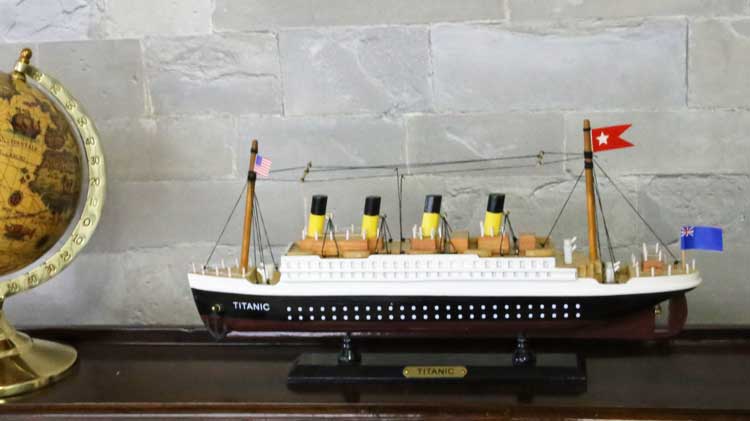 Titanic の模型 S ドイツ Seaclub シークラブ マリン マリンテイスト 日本ではレア 船 タイタニック Salon Raquet De