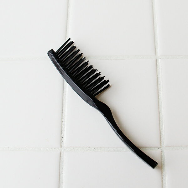 楽天市場 日本製ヘアブラシクリーナー ブラシ ブラシ掃除 抜け毛 ほこり取り 掃除用品 櫛 クシ お手入れ 便利 あす楽 暮らしのソムリエshop