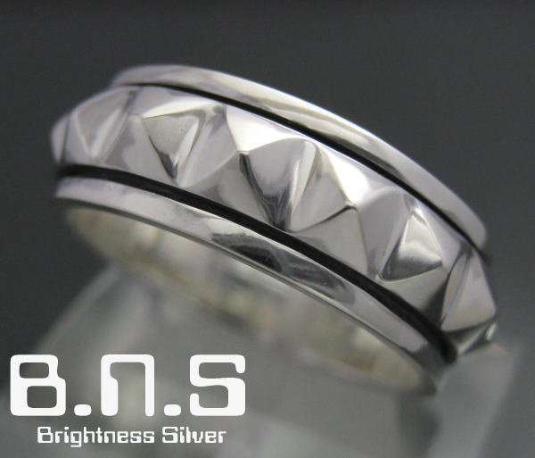 最高品質！スピナースタッズリング2　シルバー925鋲【ring-563-R43DH】