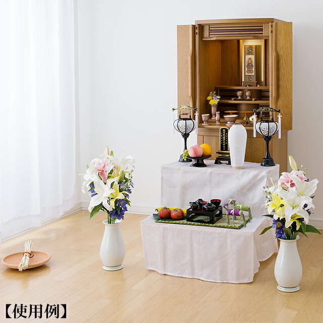 楽天市場 盆提灯 お盆用品 盆棚付き コンパクト 初盆セット 新盆セット 霊前灯７点セット １６ C 送料無料 お盆用品 仏具 お盆 提灯 初盆 新盆 初盆飾り 新盆飾り お盆 飾り お盆提灯 盆飾り 小型 ミニ モダン 一対入り 精霊棚 木製祭壇 仏壇 盆提灯 数珠の