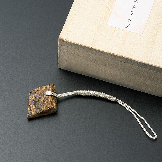 楽天市場】沈香(じんこう) 香合 原木型 極上タニ沈香 57g 桐