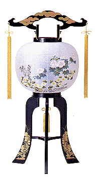 《枠組みにゴールド系の飾りつけ柄】【盆提燈 初盆 新盆 岐阜提灯 回転させる 置き提燈】【高さ74  提燈1個通貨価値 牛馬 まごも 和柄】高見