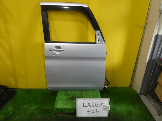 【中古】中古部品 タント LA610S 右ﾌﾛﾝﾄﾄﾞｱ 【3331010600-250617000913100】