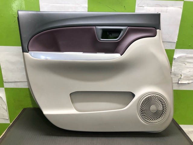【中古】中古部品 キャスト LA250S 左ﾌﾛﾝﾄﾄﾞｱﾄﾘﾑ 【3330530100-000005407213250】