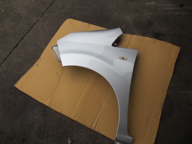 【中古】中古部品 NV200バネット M20 左ﾌﾛﾝﾄﾌｪﾝﾀﾞｰ 【3340240100-202500005510700】