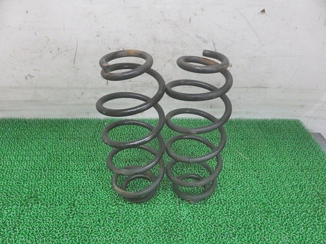 【中古】中古部品 スイフト ZC31S ﾘｱｽﾌﾟﾘﾝｸﾞｾｯﾄ 【3330380100-000037018051400】