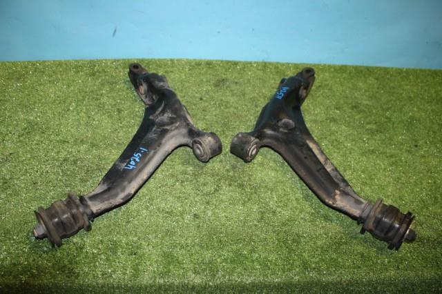 【中古】中古部品 パートナー EY8 左ﾌﾛﾝﾄﾛｱｱｰﾑ 【3330950100-000040251151740】