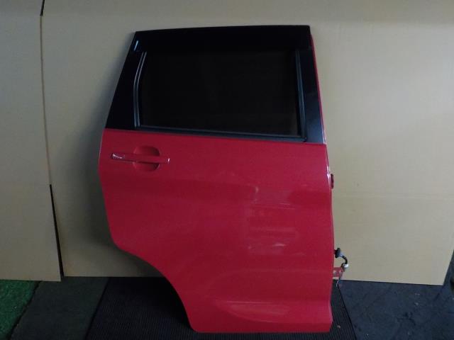 【中古】中古部品 デイズ B21W 右ﾘｱﾄﾞｱ 【3260200000-250626000313300】