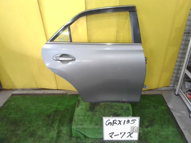 【中古】中古部品 マークＸ GRX135 右ﾘｱﾄﾞｱ 【3331010600-250625000513300】