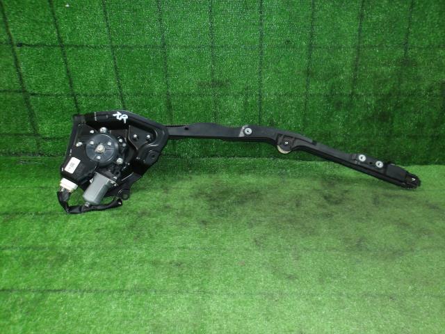 【中古】中古部品 ムーヴキャンバス LA810S 右ﾊﾟﾜｰｽﾗｲﾄﾞﾄﾞｱﾓｰﾀｰ 【3330420100-250617000164650】