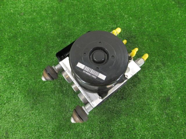 【中古】中古部品 ＣＲ－Ｚ ZF1 ABSｱｸﾁｭｴｰﾀｰ 【3260250000-000025093842500】