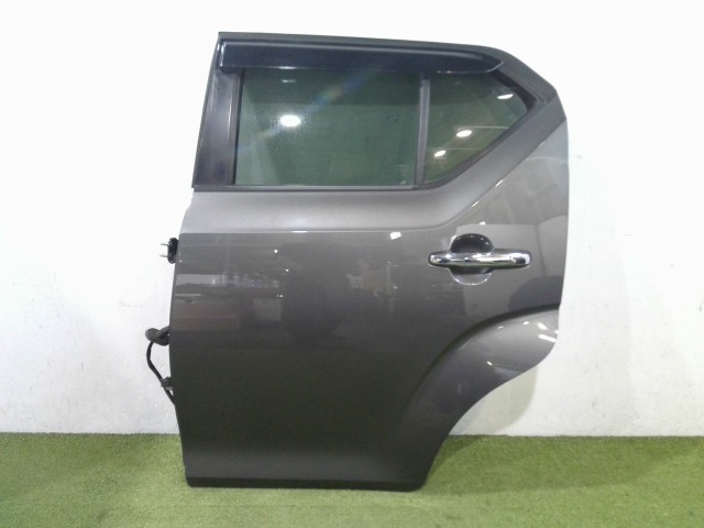 【中古】中古部品 イグニス FF21S 左ﾘｱﾄﾞｱ 【3310090100-202506074213400】