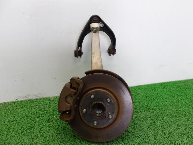 【中古】中古部品 マークＸ GRX120 右ﾌﾛﾝﾄﾅｯｸﾙﾊﾌﾞ 【3310250100-000253020844310】