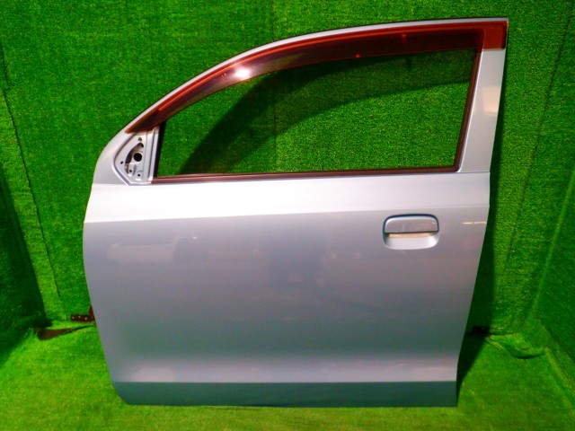 【中古】中古部品 キャロル HB36S 左フロントドア 【3340140100-000025163913200】